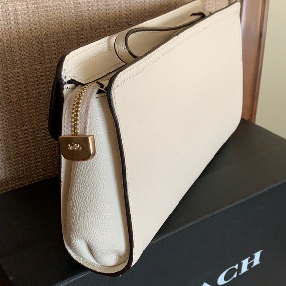 Coach Flap Clutch Chalk Snake F39219